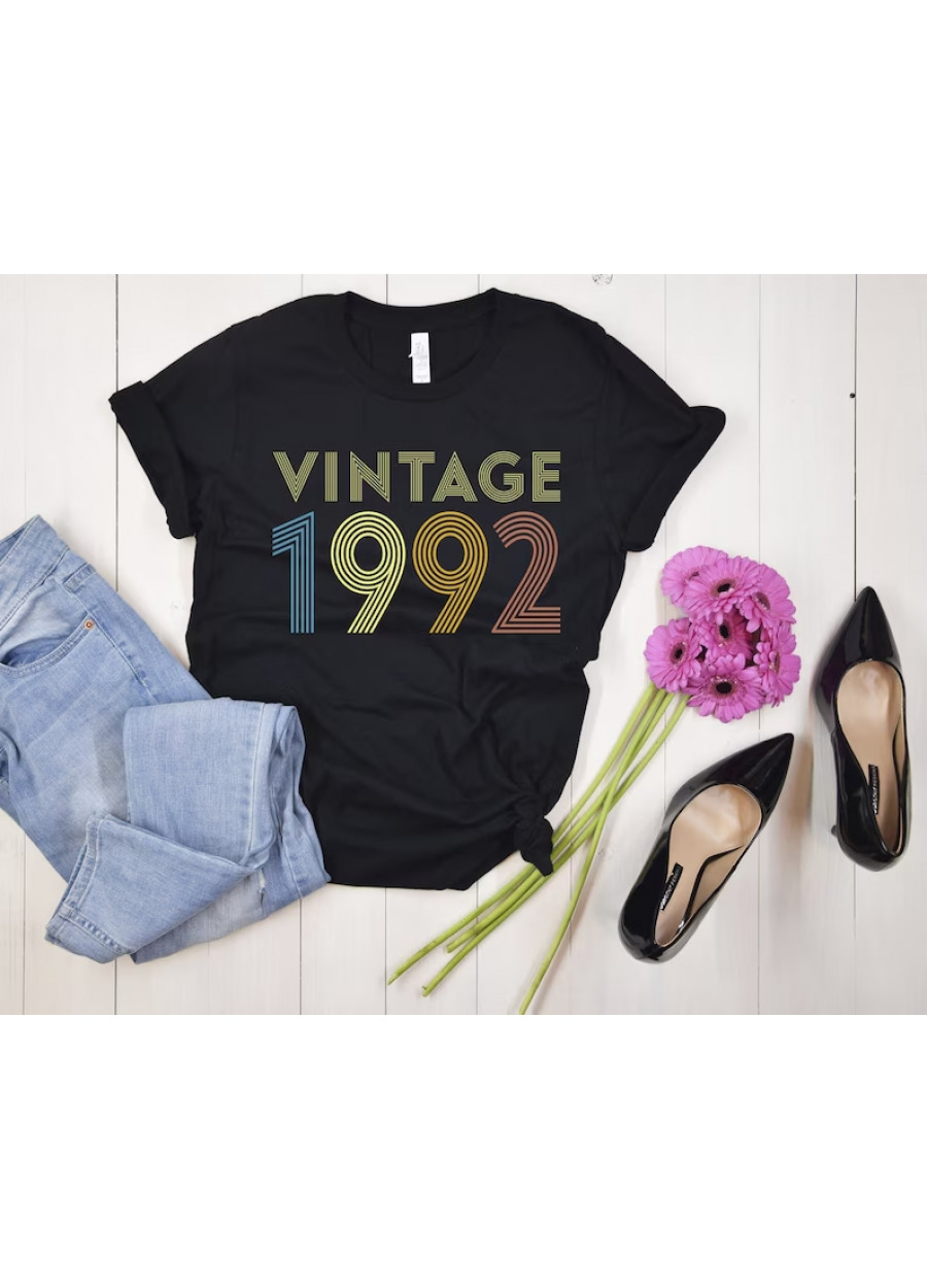Vintage 1992 Birthday Shirt: Retro 32nd Birthday Tee