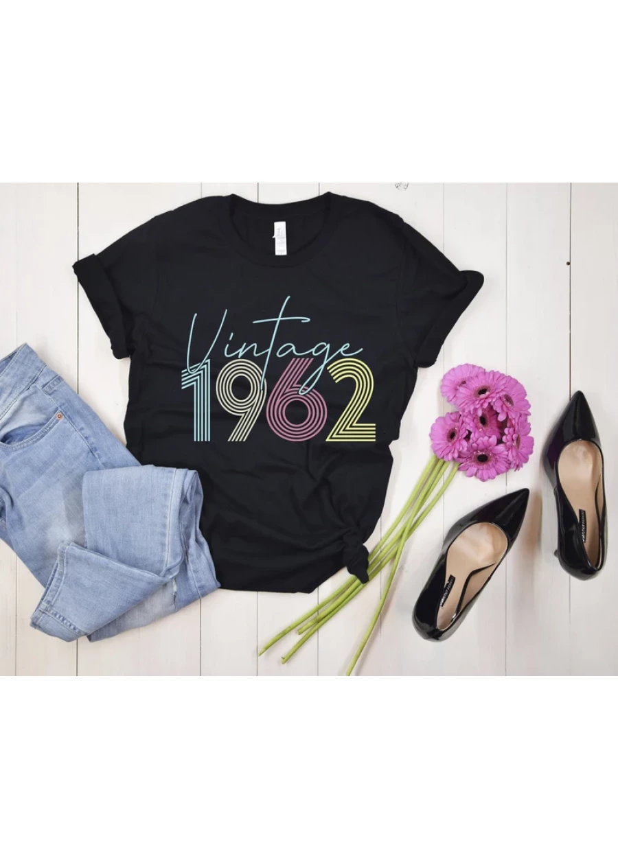 Vintage 1962 Birthday Shirt: 61st Birthday Tee, Retro Style