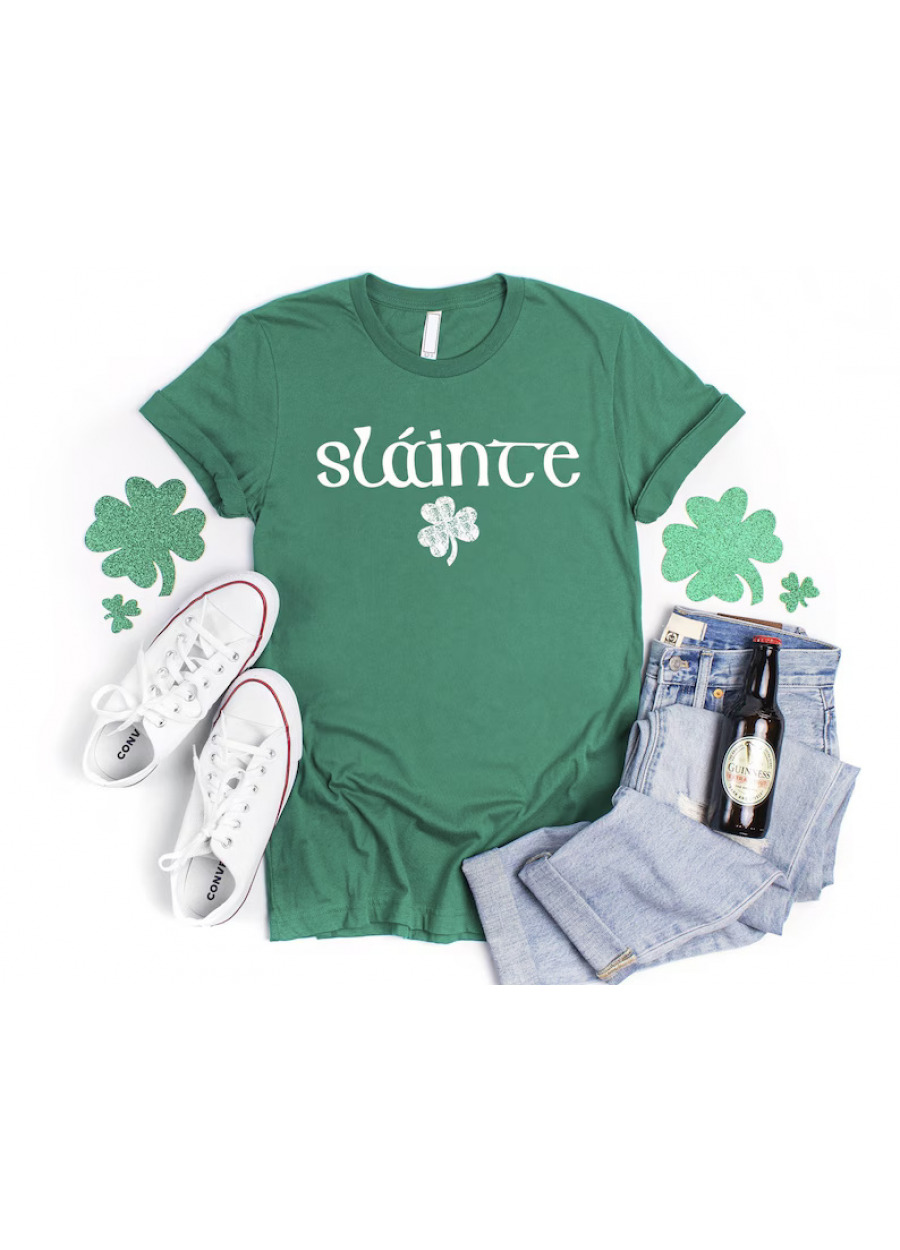 Retro Slainte Shamrock T-Shirt: Lucky Irish Tee