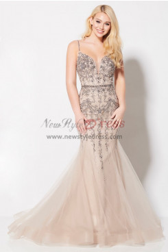 Taupe Spaghetti Deep V-Neck Prom Dresses, Chest Appliques Sheath Wedding Party Dresses pds-0020